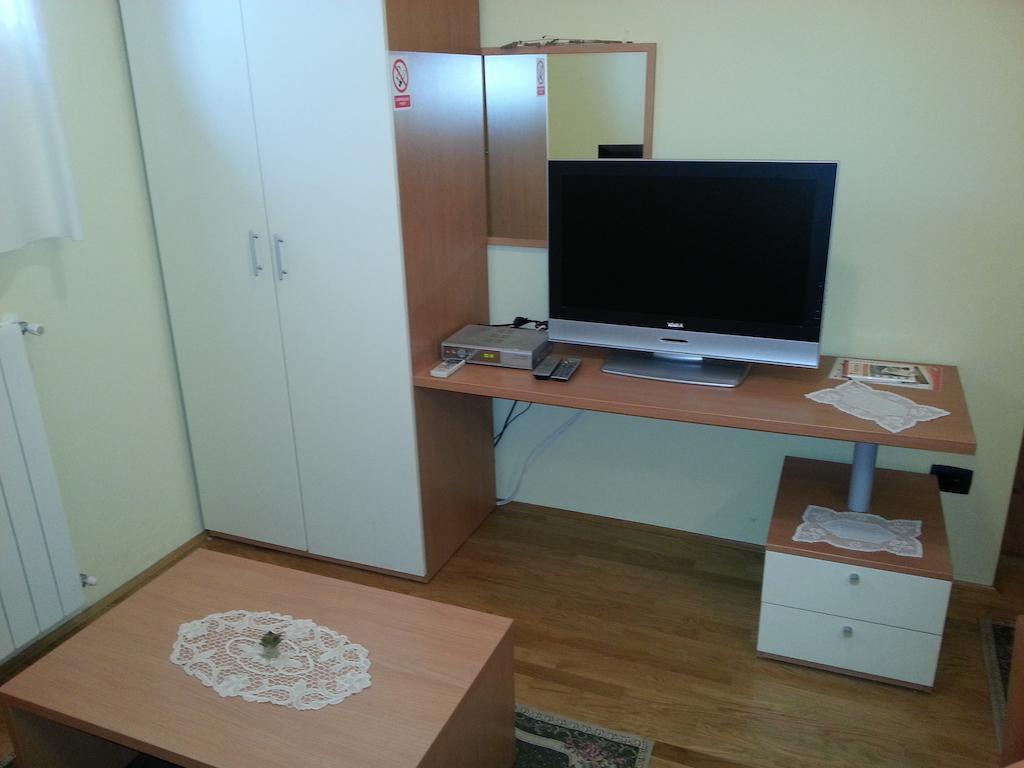 Apartments Villa Teuta Umag Habitación foto